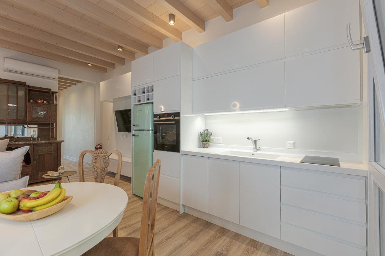 V77 Seafront Suites Rethymno Exteriér fotografie