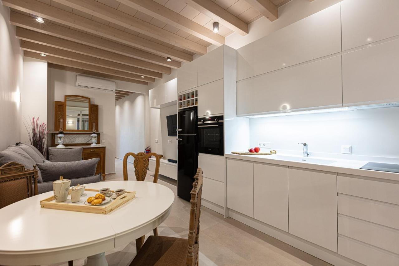 V77 Seafront Suites Rethymno Exteriér fotografie