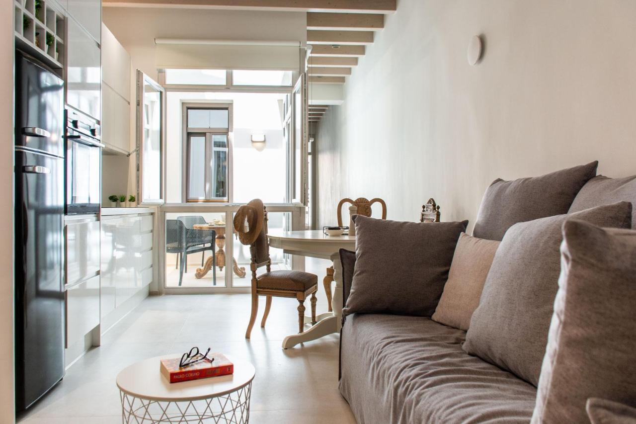 V77 Seafront Suites Rethymno Exteriér fotografie