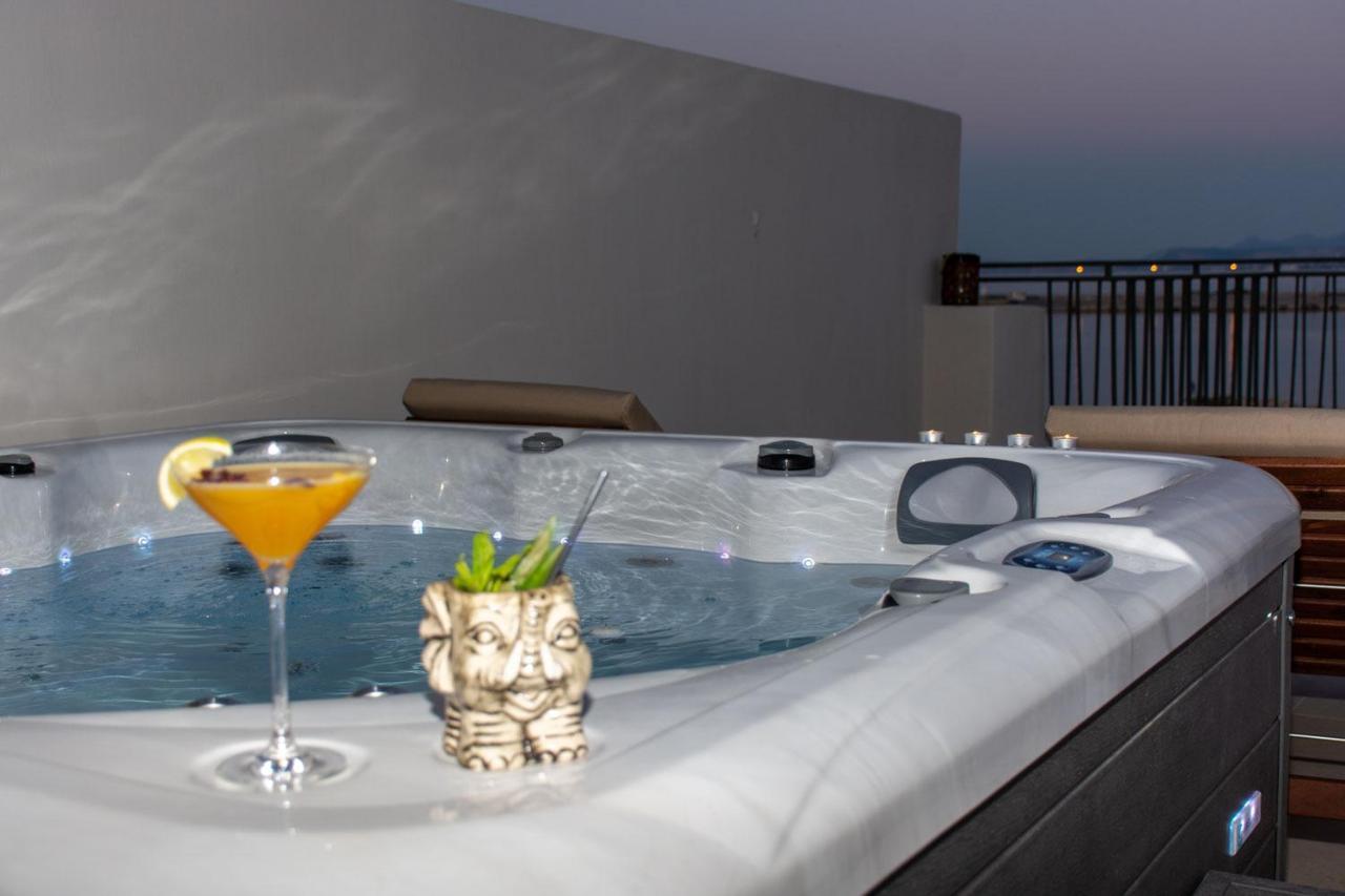 V77 Seafront Suites Rethymno Exteriér fotografie